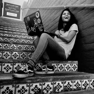 Meet your Posher, Mona marie